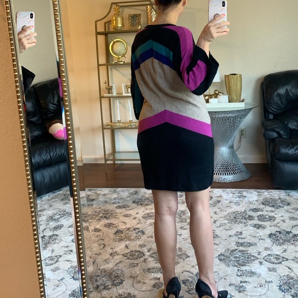 BCBGMaxAzria sweater dress - Picture 4 of 8